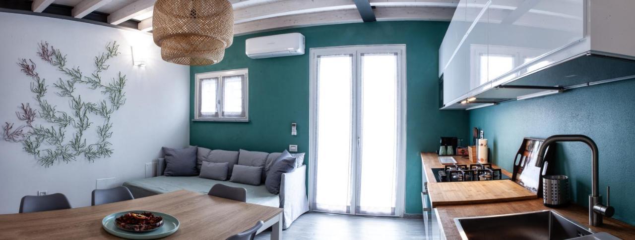 150 Latomare Bed & Breakfast Marina Di Carrara Eksteriør bilde