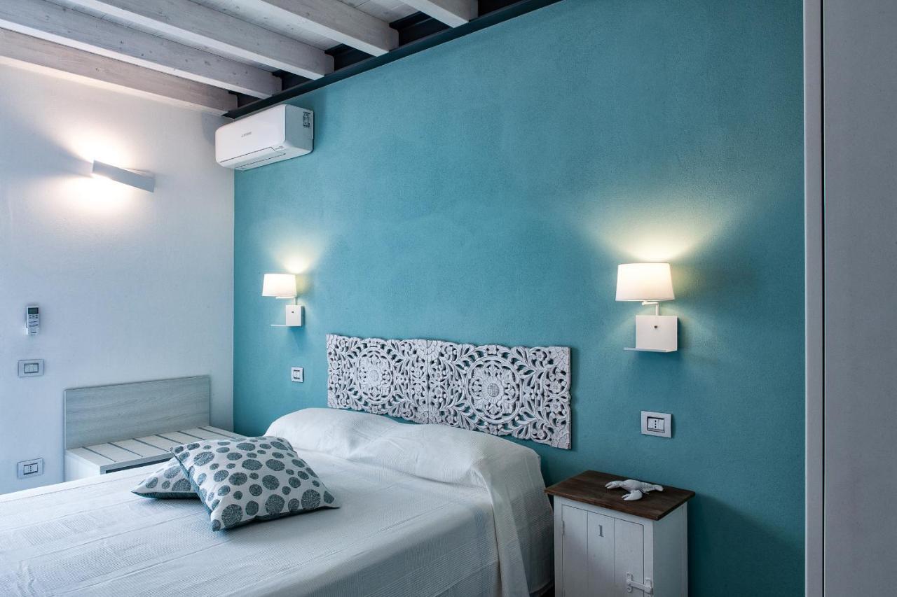 150 Latomare Bed & Breakfast Marina Di Carrara Eksteriør bilde