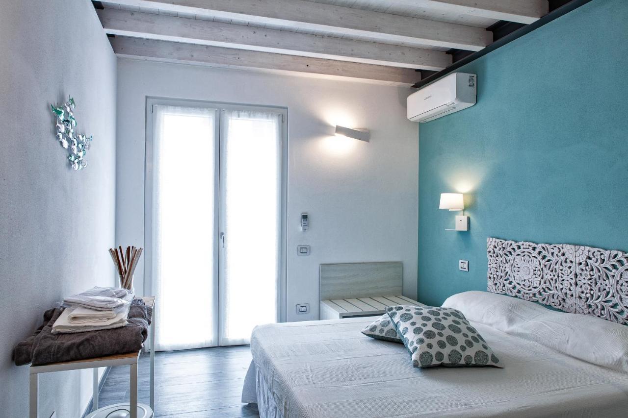 150 Latomare Bed & Breakfast Marina Di Carrara Eksteriør bilde