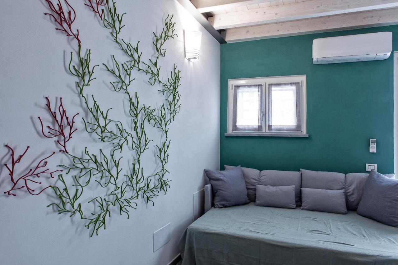 150 Latomare Bed & Breakfast Marina Di Carrara Eksteriør bilde